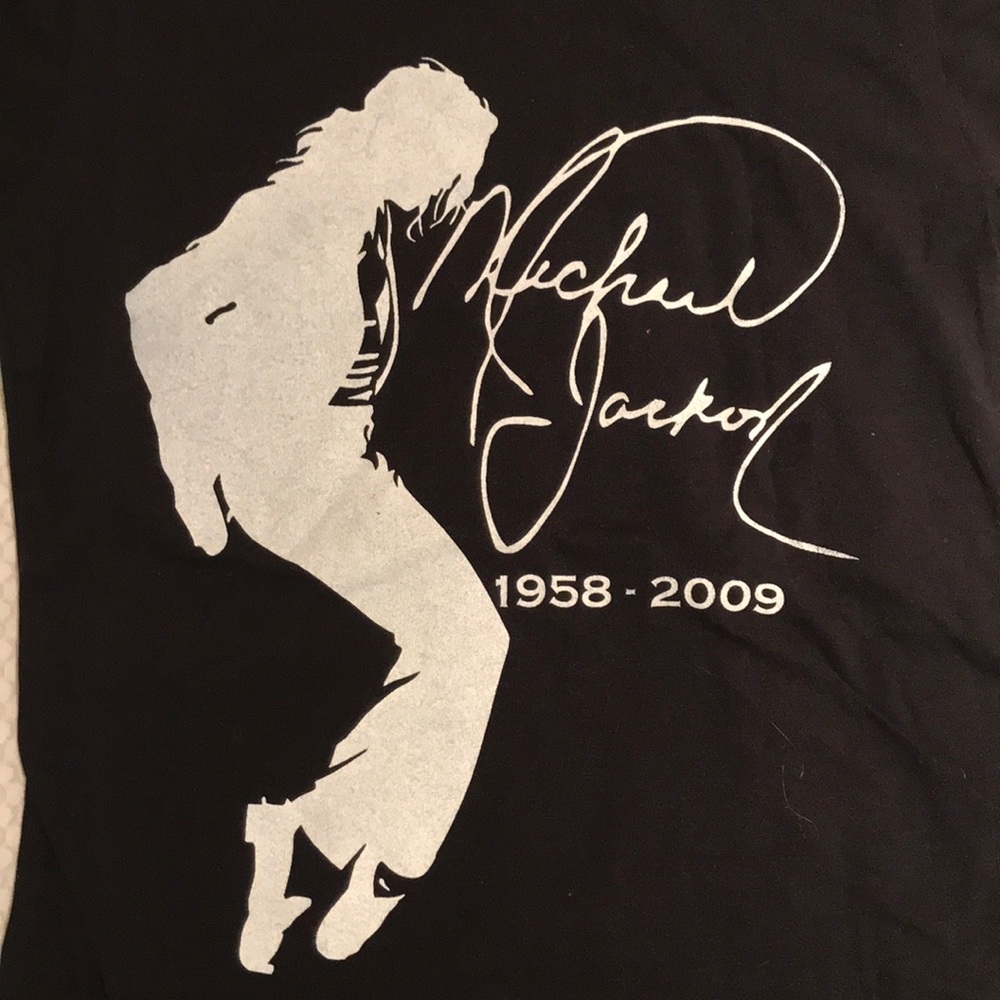 COPY - Michael Jackson black t-shirt - Picture 2 of 5